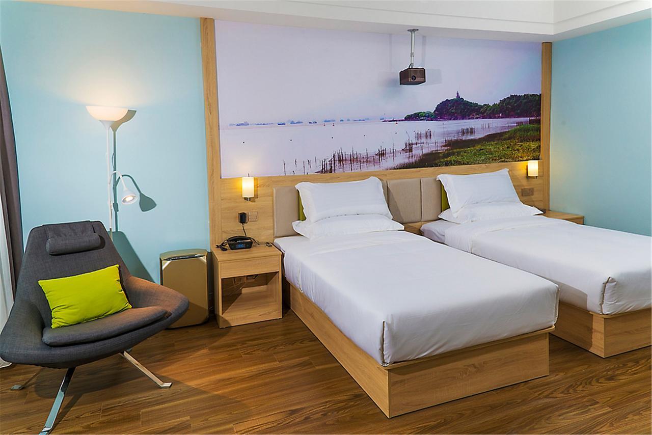 Hotel Ibis Styles Nantong Development Zone Shimao Plaza Exteriér fotografie