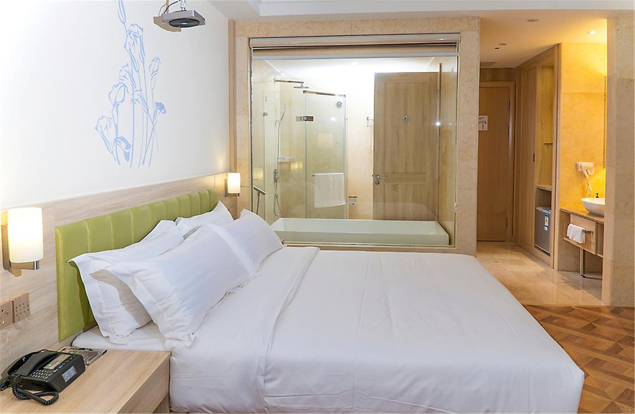 Hotel Ibis Styles Nantong Development Zone Shimao Plaza Exteriér fotografie