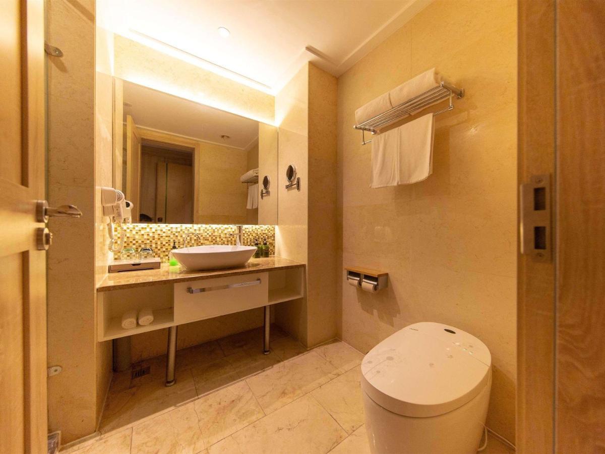 Hotel Ibis Styles Nantong Development Zone Shimao Plaza Exteriér fotografie